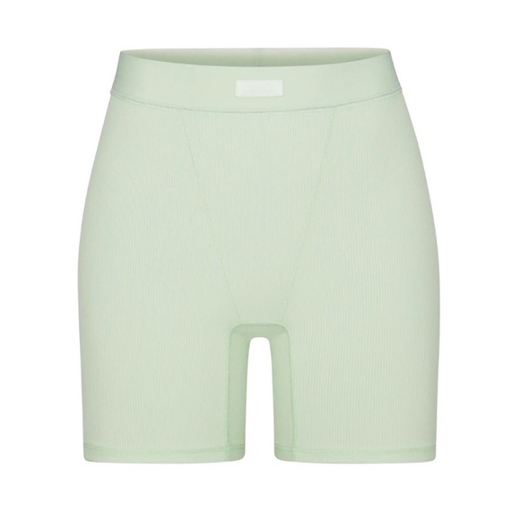 SKIMS Pants - RARE skims honeydew soft lounge shorts